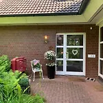 Appartamento Sonniges Garten-apartment In Ruhiger Parklage