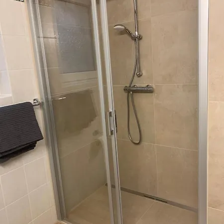 Sonniges Garten-apartment In Ruhiger Parklage Apartamento Bad Segeberg