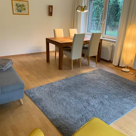 Sonniges Garten-apartment In Ruhiger Parklage * Bad Segeberg