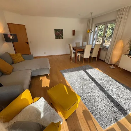 Sonniges Garten-apartment In Ruhiger Parklage *