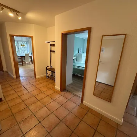 Διαμέρισμα Sonniges Garten-apartment In Ruhiger Parklage